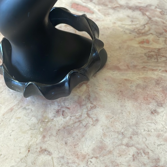 EUC~Woman’s Set Of 5 Vintage Black Bracelet Lot - Picture 8 of 11